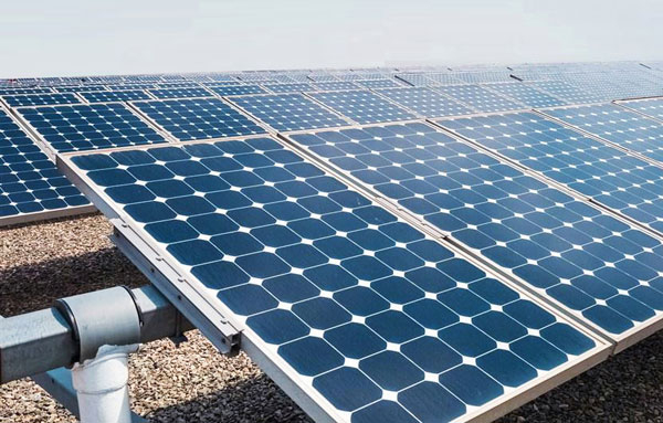 離網(wǎng)光伏發(fā)電系統(tǒng)有什么優(yōu)點(diǎn)？系統(tǒng)如何組成？