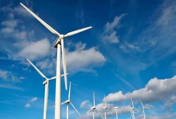 雙饋風(fēng)力發(fā)電機(jī)組的工作原理與優(yōu)點(diǎn)是什么？