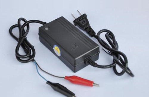 鉛酸蓄電池充電器與鋰電池充電器的區(qū)別？