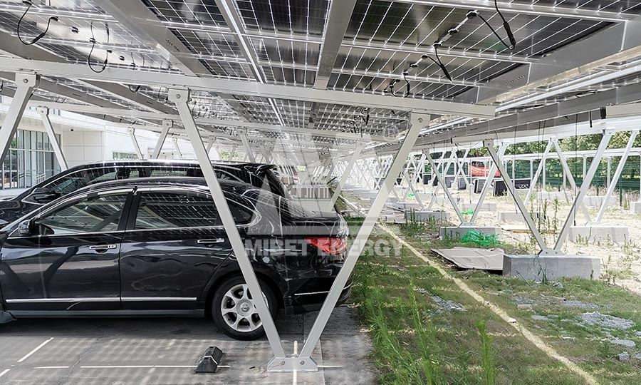 中國(guó)常州地面光伏車(chē)棚項(xiàng)目-2