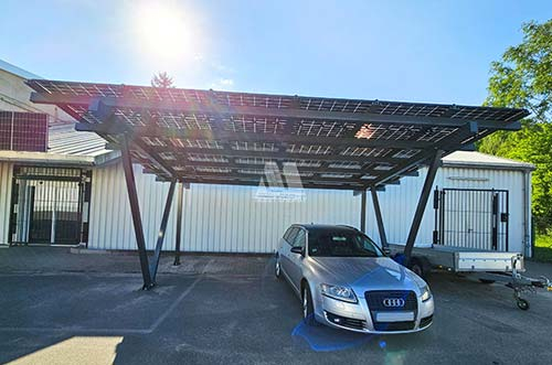 聚光全球！邁貝特BIPV光伏車棚系統(tǒng)實(shí)現(xiàn)跨界融合